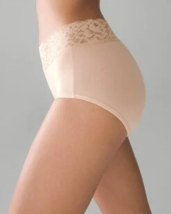 Embraceable Super Soft Signature Lace Brief -Shapewear Favour 570292338ext3 large