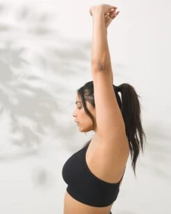 Seamless Strappy Back Sport Bra -Shapewear Favour 570306530ext2 large