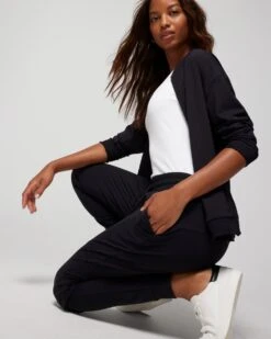 Tech Knit Joggers -Shapewear Favour 570321101ext2 large